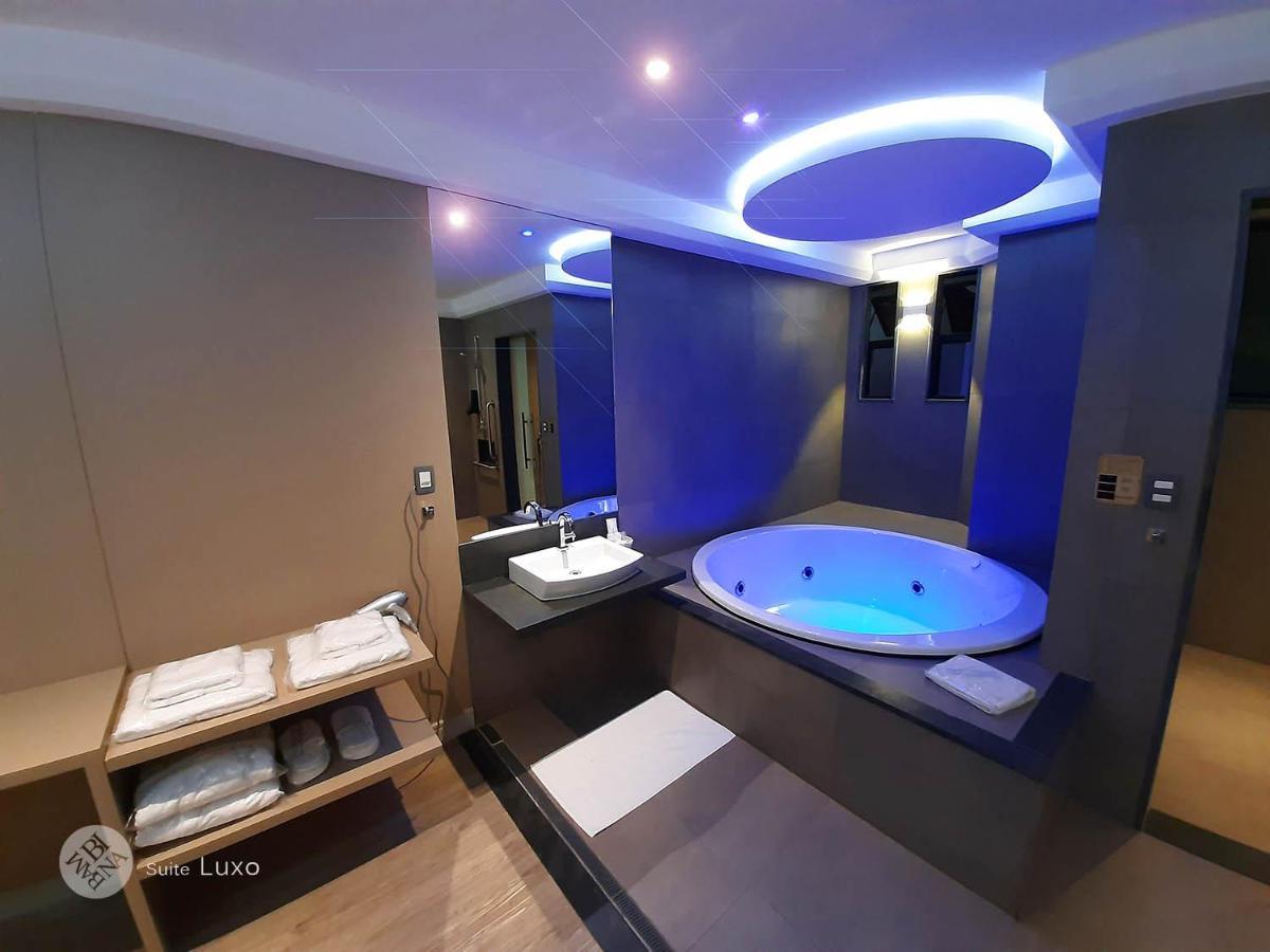 Bambina -adultos Somente Hotel