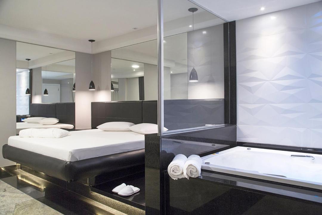 Bambina -adultos Somente Hotel